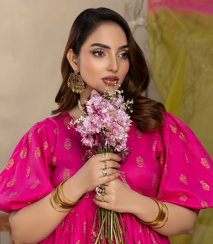 Mahveen Gulnaar Farshi Suit Set