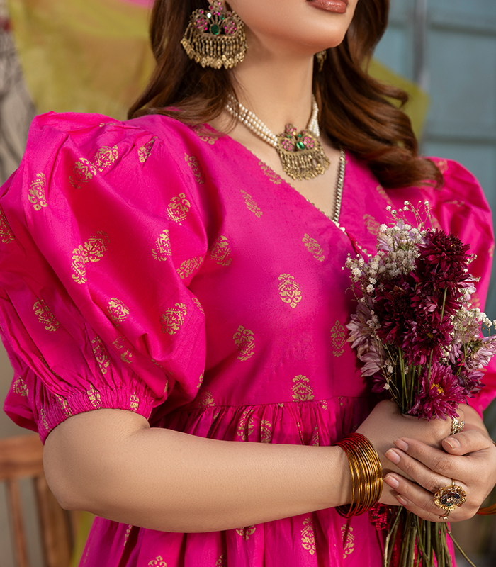 Mahveen Gulnaar Farshi Suit Set