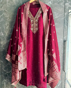 Vihana Premium Dola Silk Handwork Suit Set
