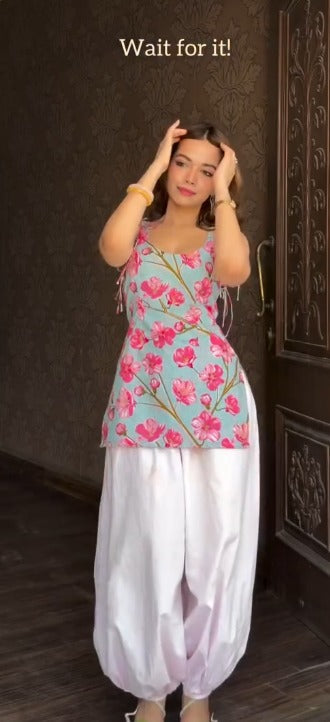 Floral Blossom Detachable Sleeve Kurti Set