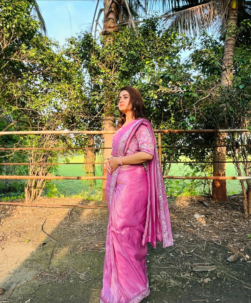 Kavya Gold Crunchy Designer Saree