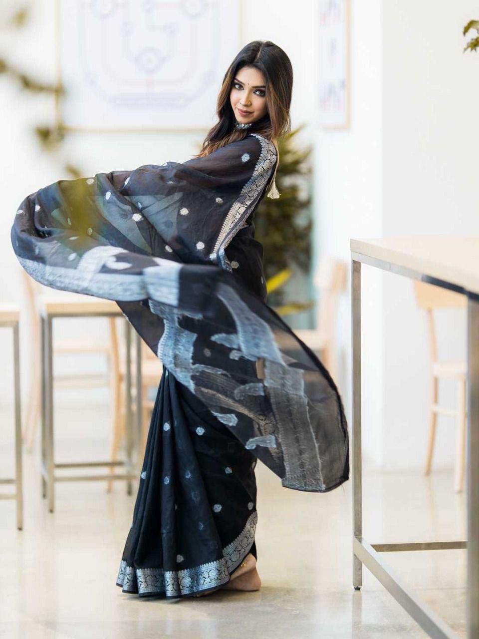 Noir Riwaayat – Timeless Black Banarasi Saree