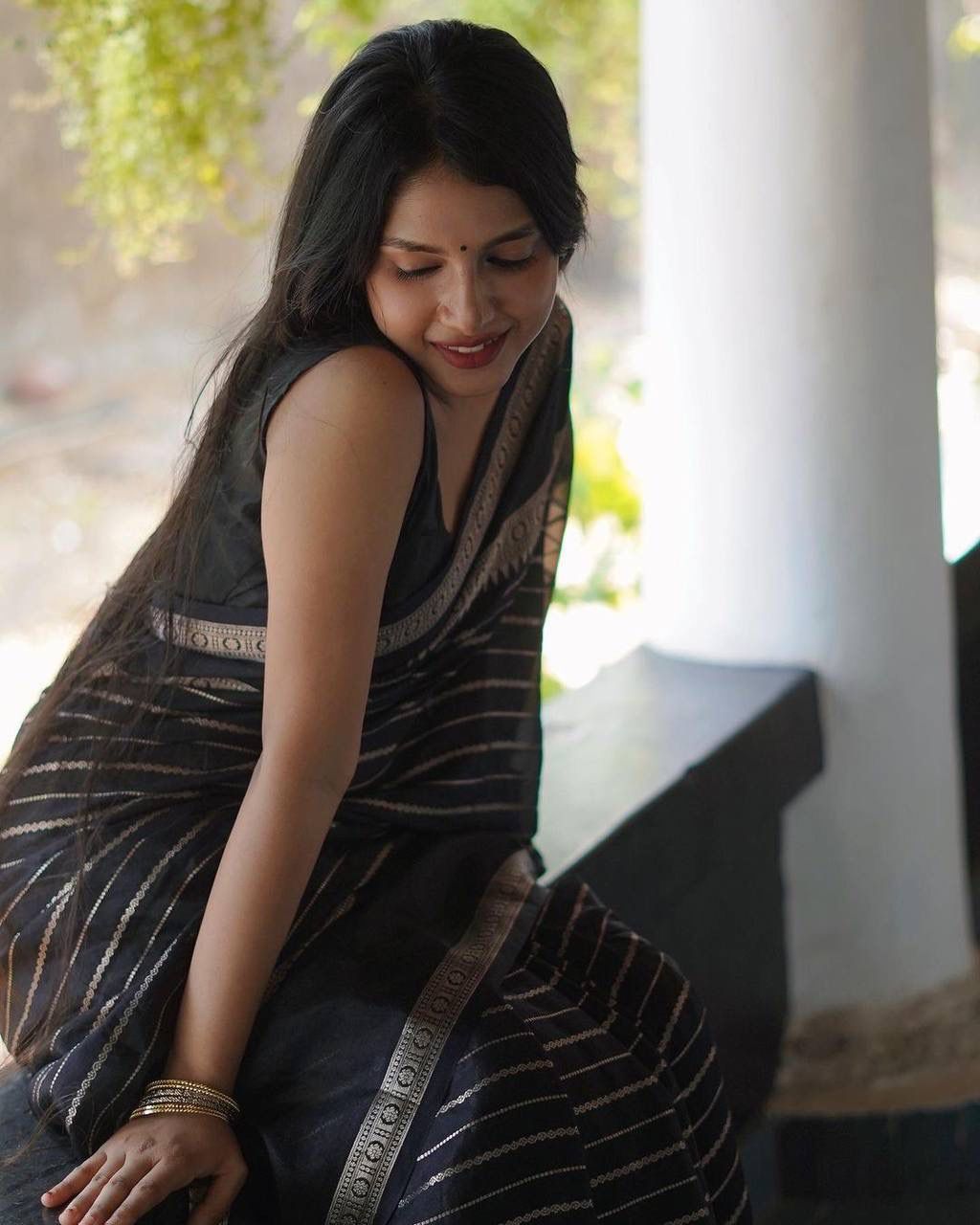 Kaala Riwaayat – Luxurious Wedding Banarasi Silk Saree
